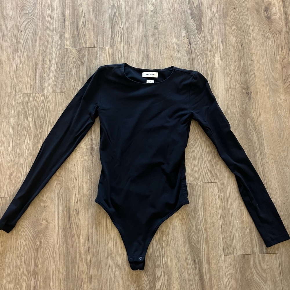 Aritzia black bodysuit in great condition